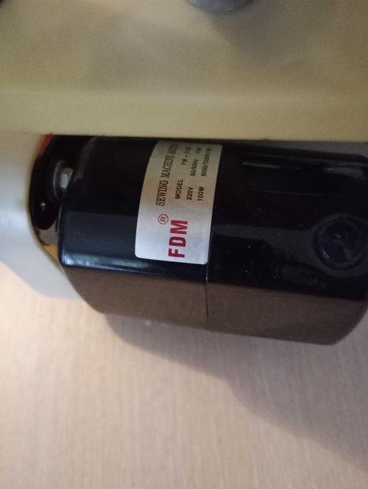 Оверлок Yamata FM 2100