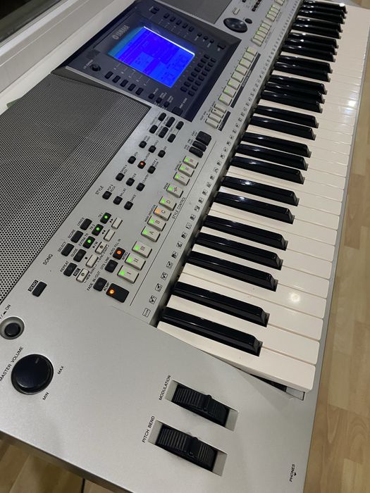 psr s700 - Купить синтезаторы Yamaha - Цена на OLX.ua