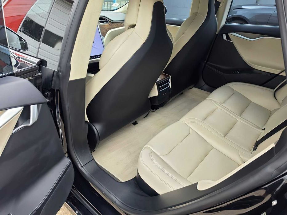 Tesla Model S 100D      2019