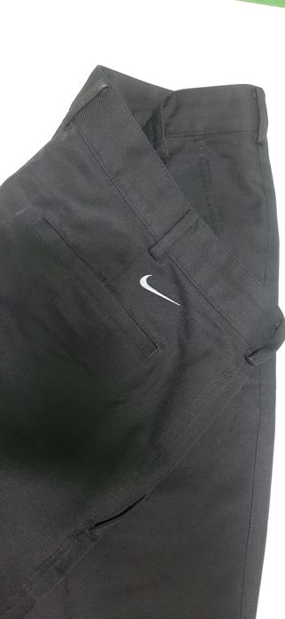 Spodnie na kant z firmy nike