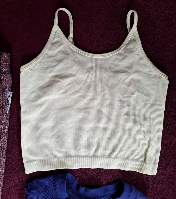 Sportowa paka rozmiar S-M stan BDB