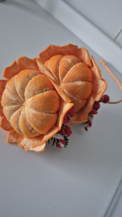 Обручі мандаринок для двійні