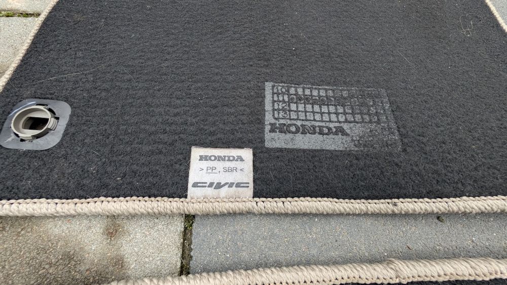 Оригінальні коврики Honda civic