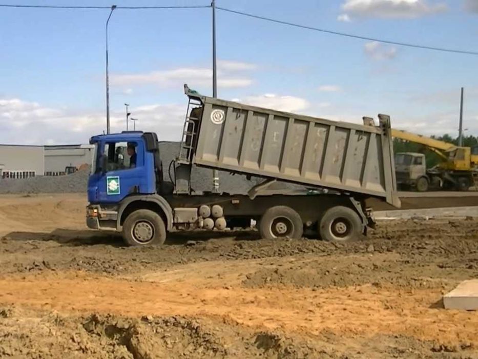 Аренда самосвала Вольво 30т. Услуги по вывозу мусора. Песок грунт щебень продажа. Послуги  самоскида МАЗ КАМАЗ 10 15 и 20т. Послуги з вивозу сіття
