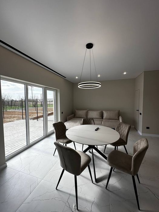 Продаж таунхаусу, Ужгород