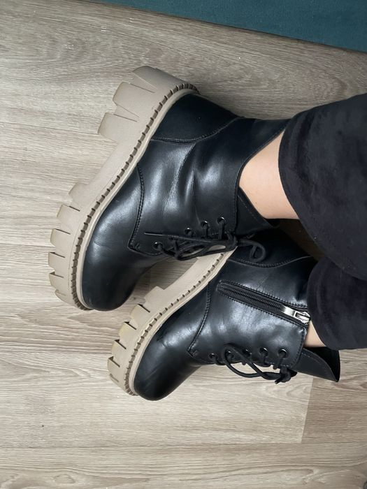 Жіночі зимові черевики, 39 розмір