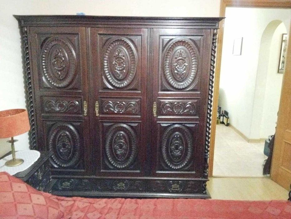 Mobília de quarto antiga