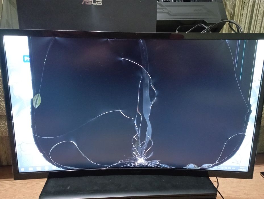 Монитор Samsung S24D360GAI