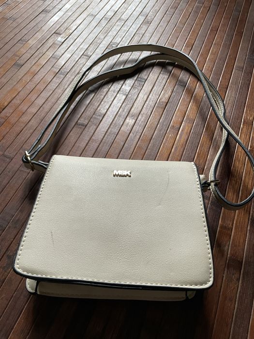 Carteira MSK em bom estado