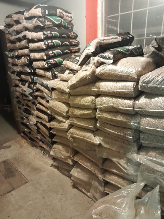 Sprzedam pellet sosnowo-dębowy!