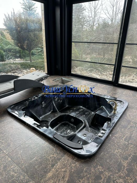 Аренда дома в городке   с выходом на озеро. село Безрадичи