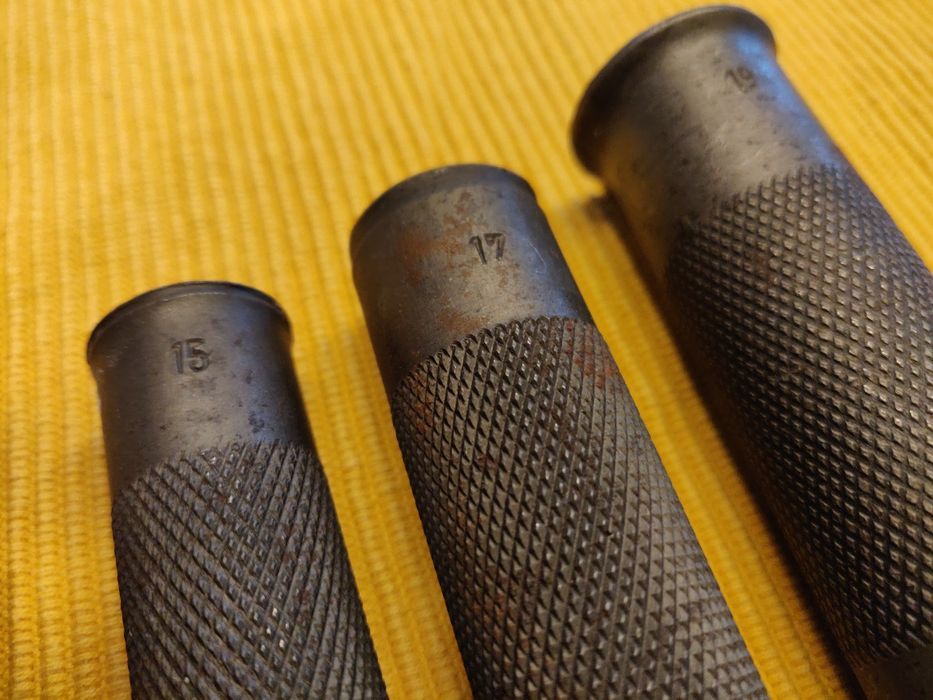 11 Furadores / Perfuradores de pele Blanchard de diversos tamanhos