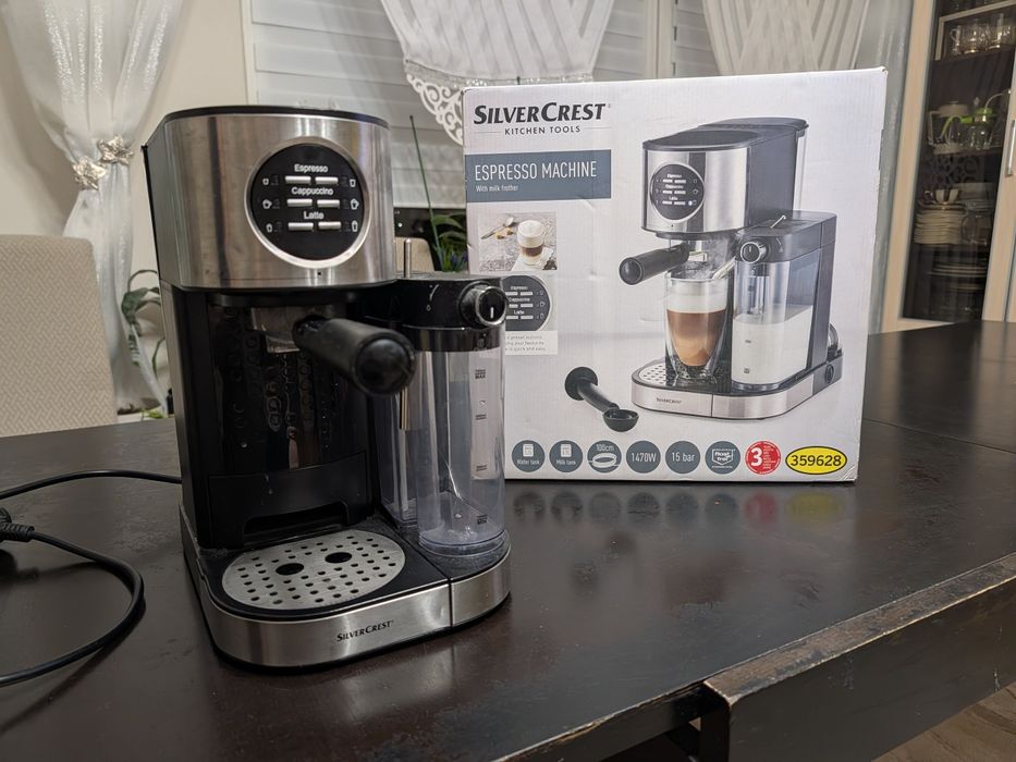 Ekspres do kawy ciśnieniowy kolbowy Silvercrest SEMM 1490