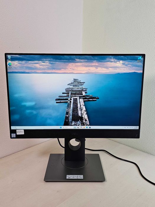 Моноблок DELL OptiPlex 7460 24" Intel Core i5-8gen DDR4 8Gb SSD 256Gb (куточок)