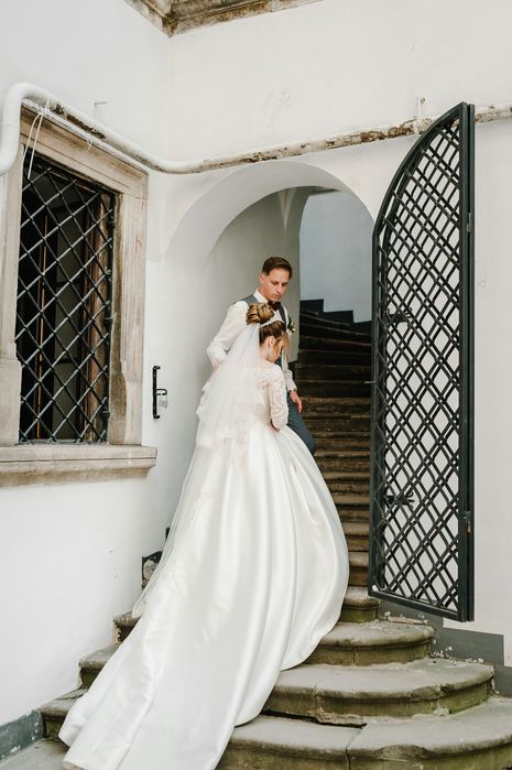 Весільне плаття (безрозмірне, універсальне).