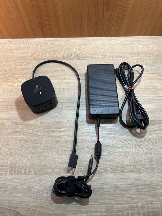 док-станція HP Thunderbolt Dock 230W G2.