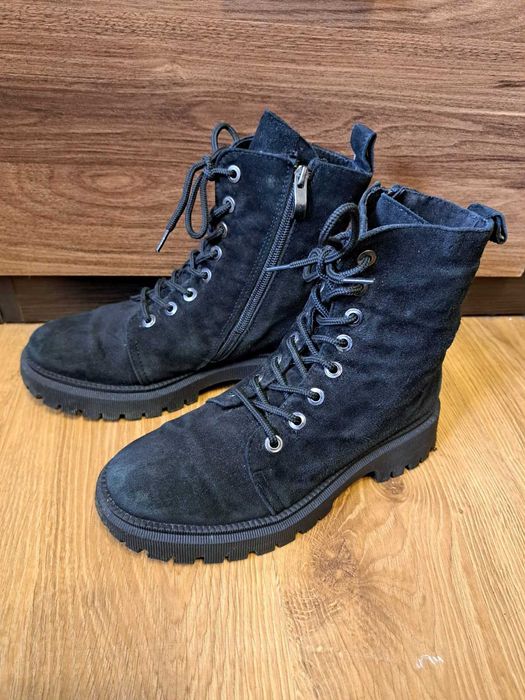 Жіночі замшеві черевики з хутром, 38 розмір