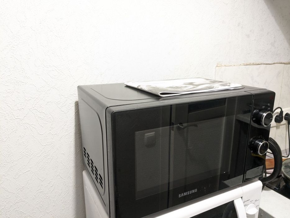 Микроволновая печь (СВЧ) Samsung MS20A3010AL/UA