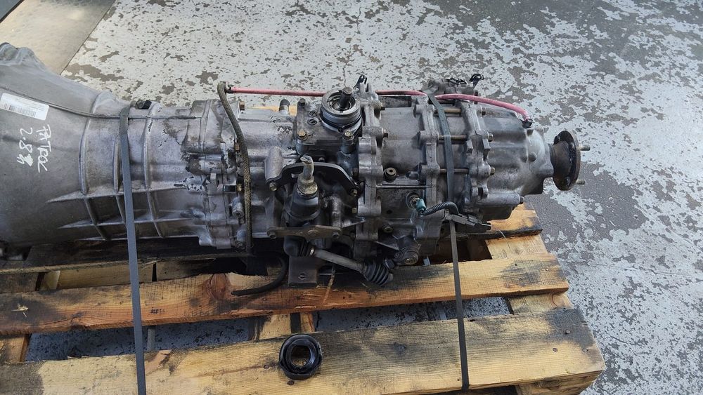 Caixa de velocidades Nissan Patrol 2.8