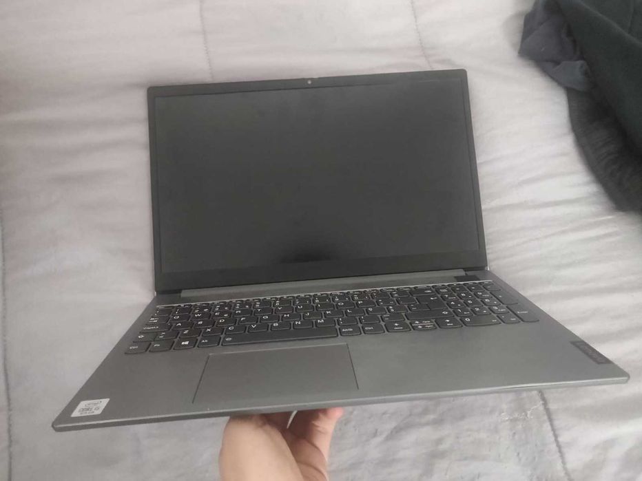 LENOVO ThinkBook 14 G4+ (Intel Core i5-1235U - RAM: 8 GB - 256 GB SSD)64752113829635123