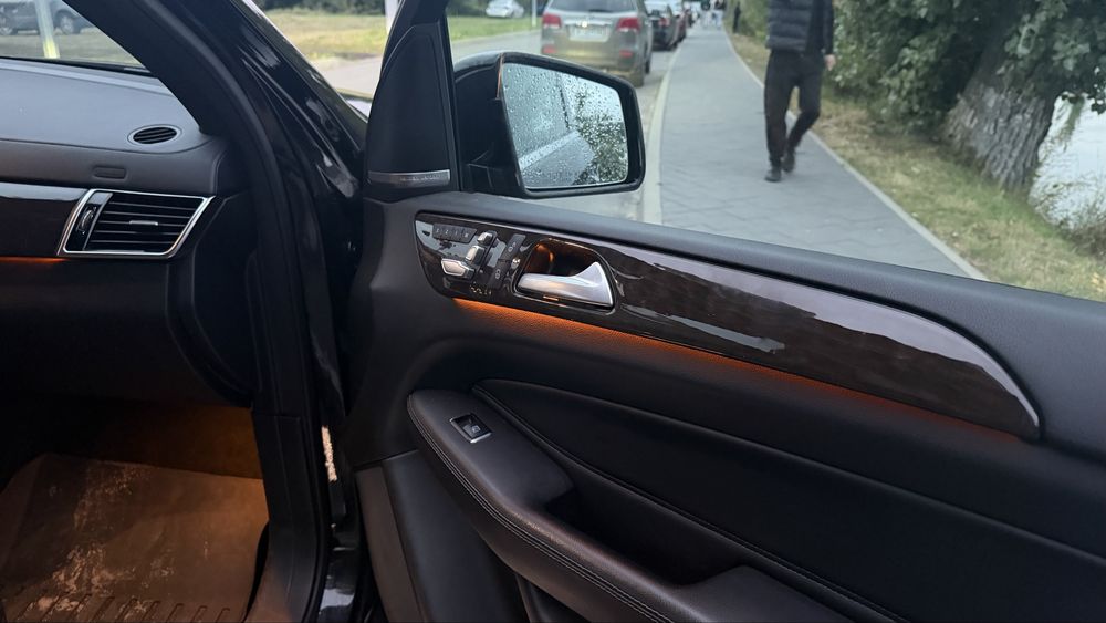 Mercedes-Benz gls450