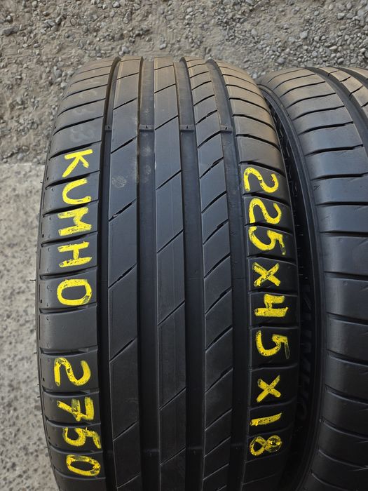 225 45 R18 Kumho