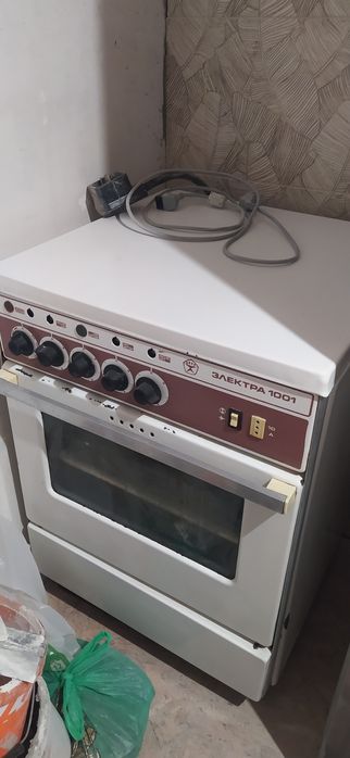 Продам электроплиту Электра