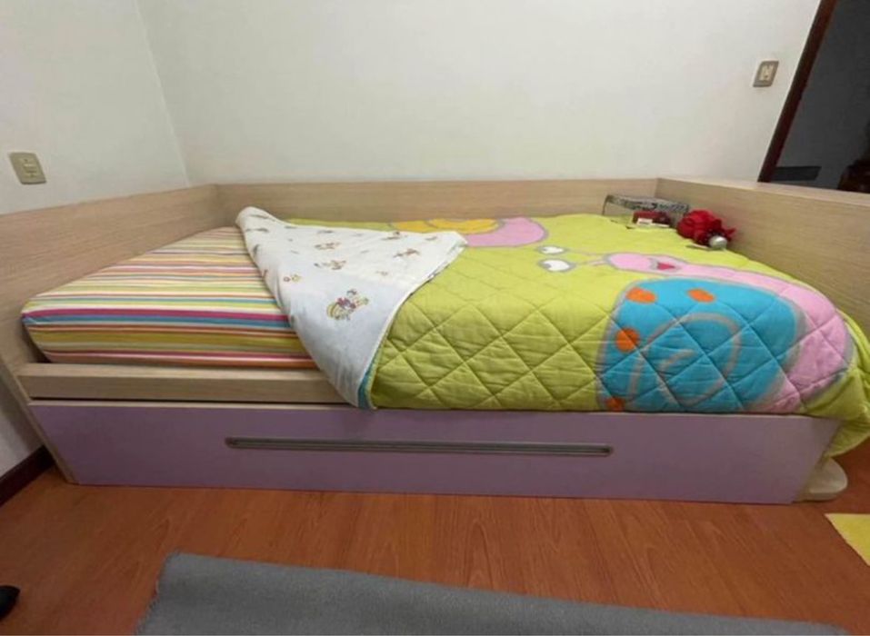 Quarto de menina completo