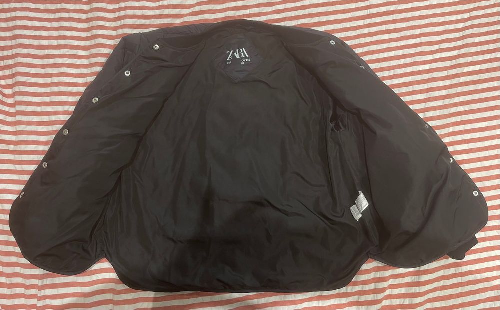 Casaco de penas Zara para menina, meia-estação