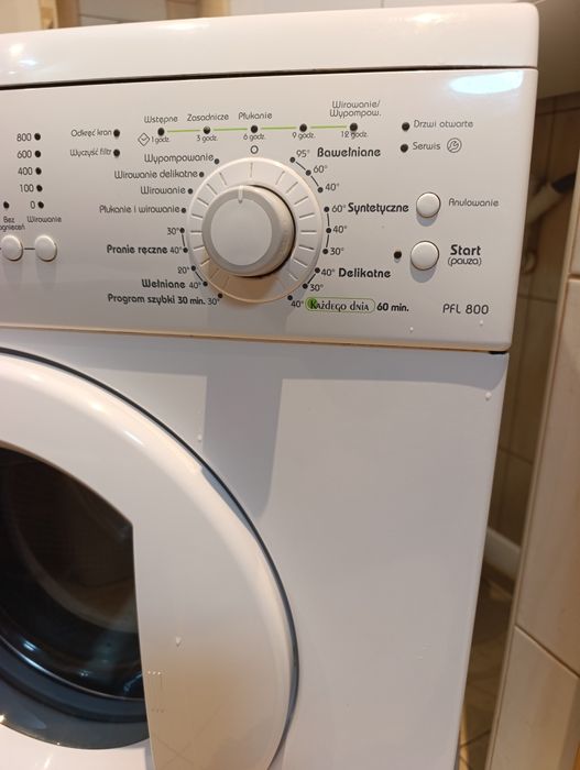 Pralka Polar  pfl 800