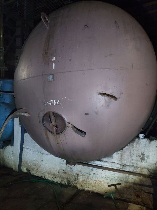 Емкость резервуар цистерна эмалированная 40-50 м.куб. пищ/химическа