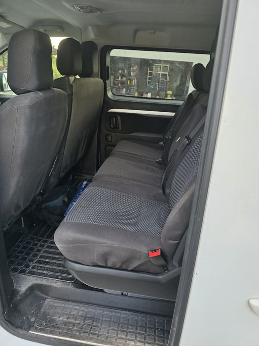 Wynajem samochodów osobowych i busow