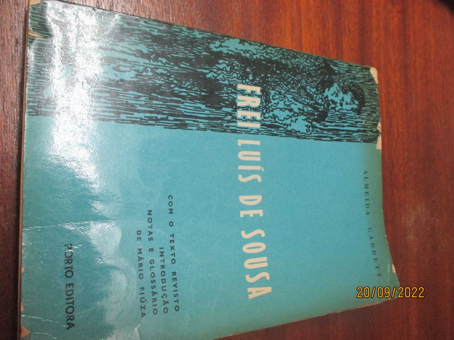 2 livros  - Frei Luís de Sousa e A queda de um anjo