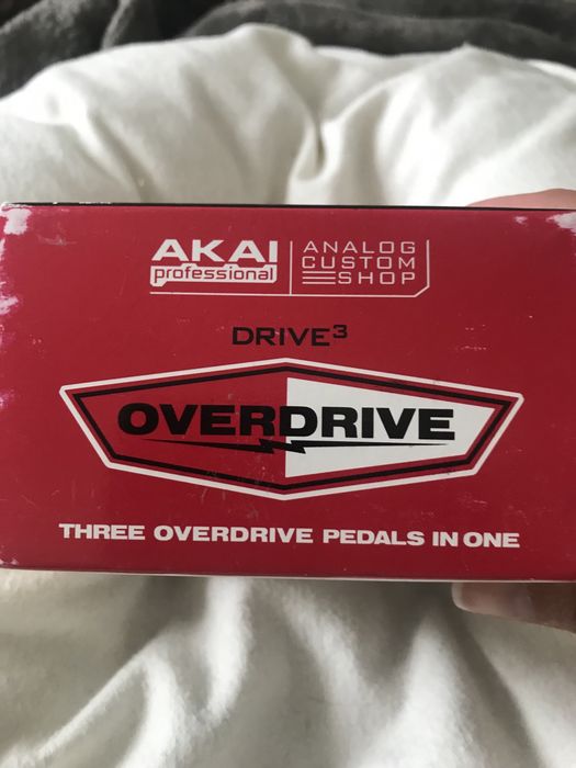 3 circuitos overdrive num só pedal. A estrear!!