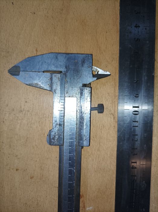 Штангельциркуль  малий та великий