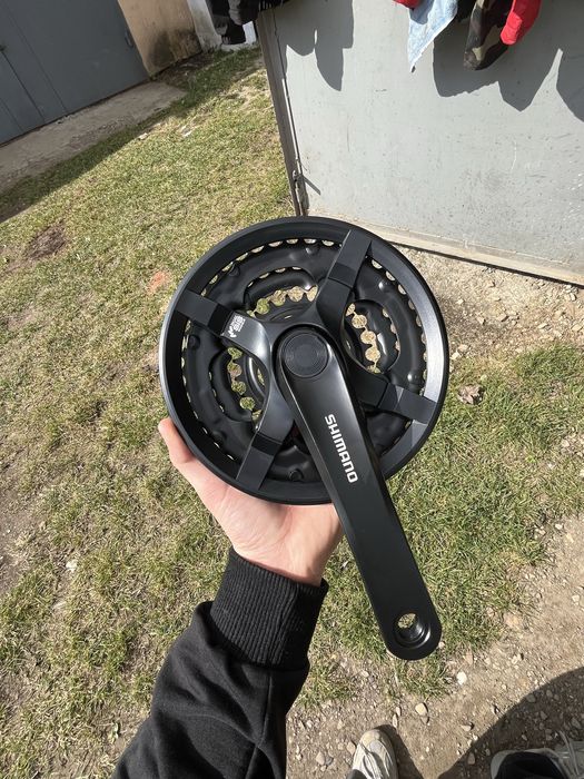 НОВІ зірки  shimano на 46 зубів оригінальні