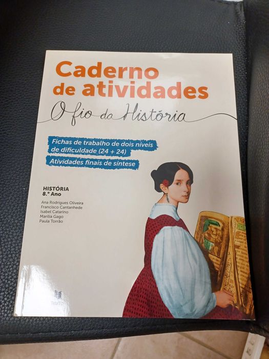 Livros escolares64729524697987126