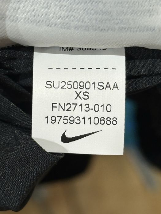 Жіноча майка Nike Arswft Dfadv Crop Tank (FN2713-010)