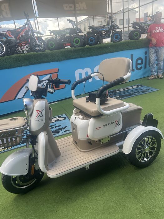 Motociclo eletrica nova