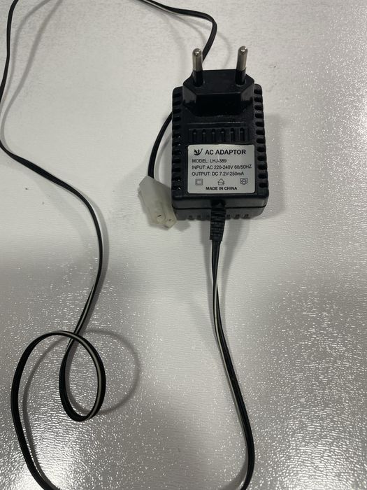 Зарядний пристрій,  адаптер для  іграшка для дистанційного керування