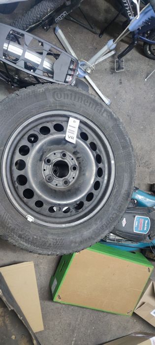 Opony Continental/Hankook 16" zimowe stan bdb