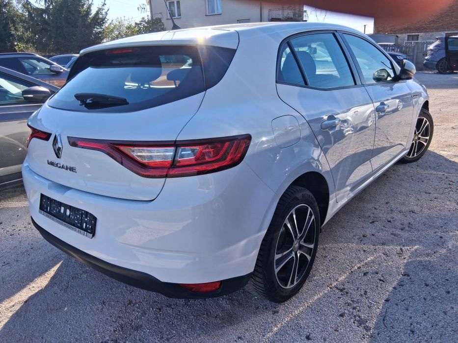 Renault Megane 2019r*1.3 Benzyna *77000 przebieg Bezwypadkowy *