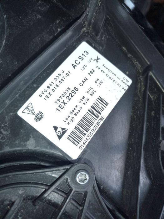 Фара Porsche Cayenne