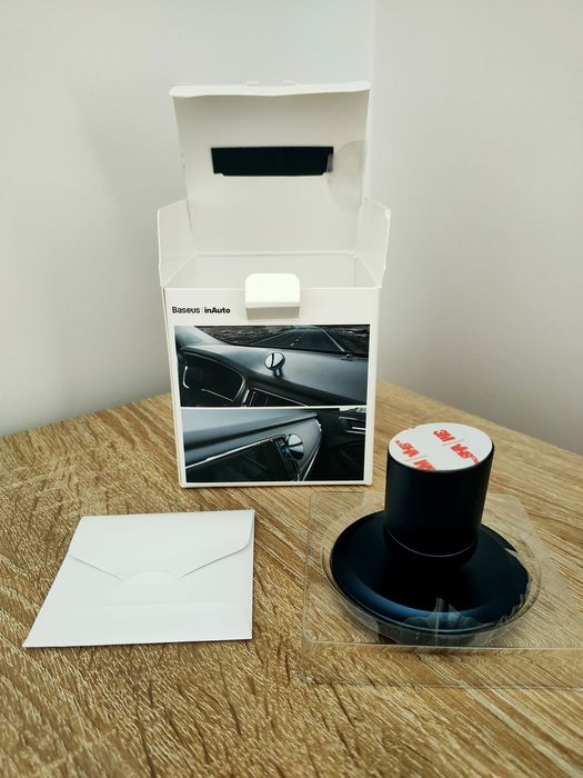 Uchwyt magnetyczny na telefon