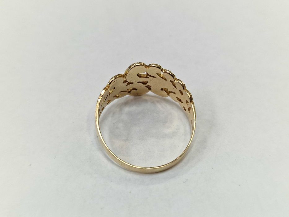 Złoty pierścionek/ 750/ 5.13 gram/ R26/ Lite złoto/ XX wiek/ Szwecja