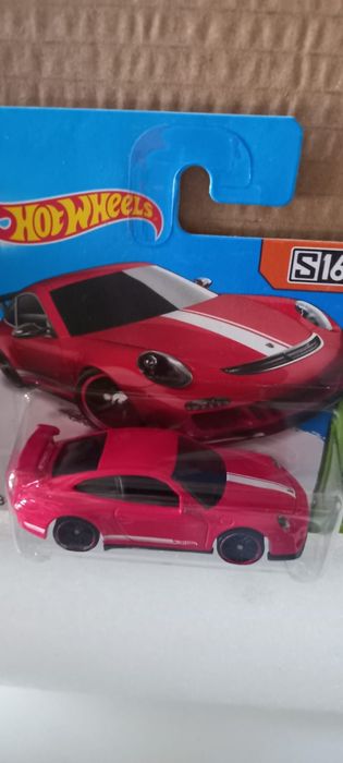 Porsche 911 GT3 RS hot wheels
