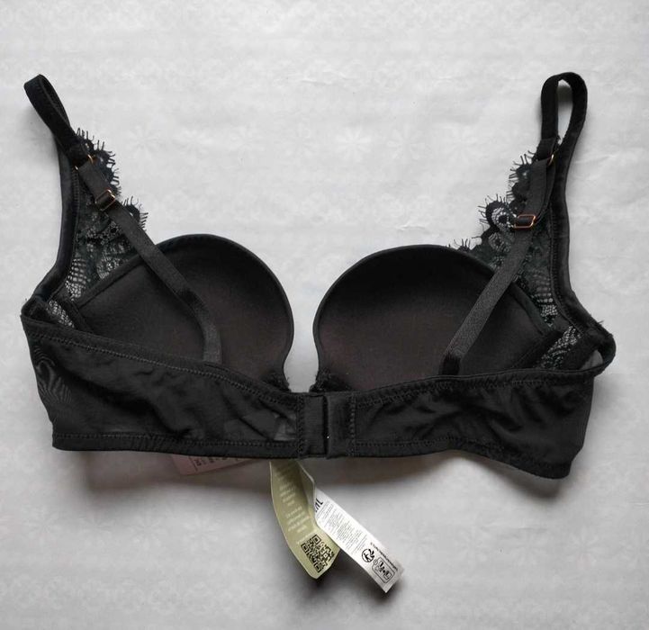 Półusztywniany biustonosz marki Intimissimi 75B