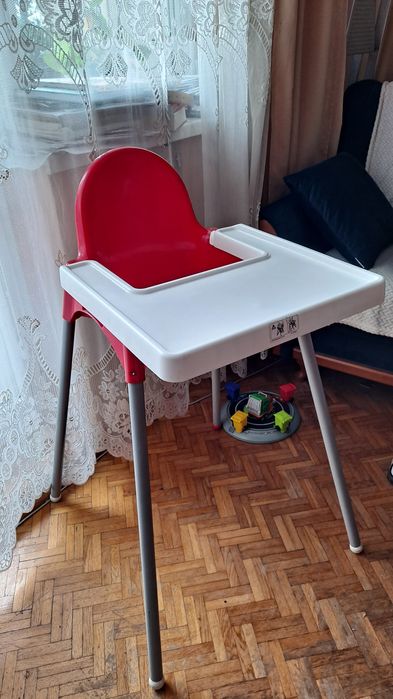 Krzeselko krzesło do karmienia ikea czerwone