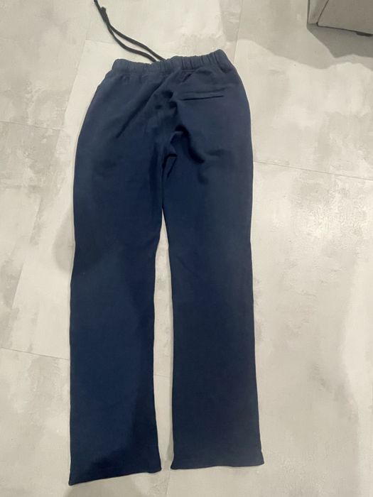 Corteiz Rules The World Sweatpants – Navy Blue