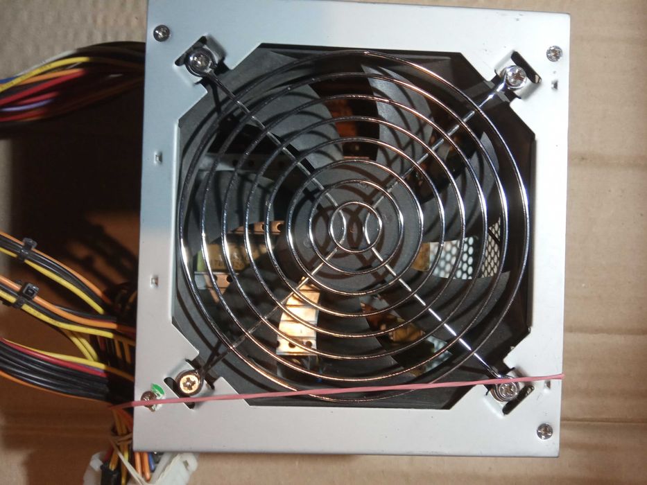 Блок живленная для ПК Megapower MP- 400ATX 400W (24+4 pin)